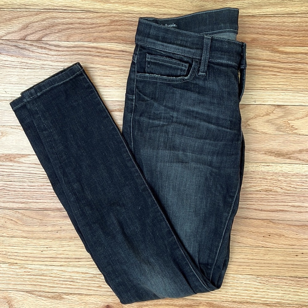 Black stretch skinny jeans